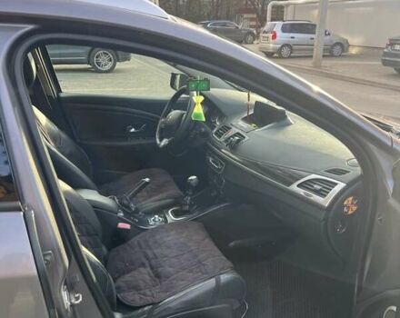 Сірий Рено Меган, об'ємом двигуна 1.46 л та пробігом 293 тис. км за 7500 $, фото 7 на Automoto.ua