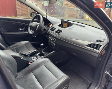 Сірий Рено Меган, об'ємом двигуна 1.5 л та пробігом 218 тис. км за 7200 $, фото 40 на Automoto.ua