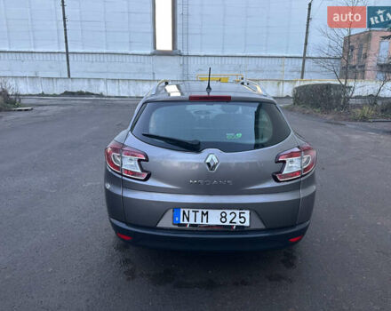 Сірий Рено Меган, об'ємом двигуна 1.6 л та пробігом 170 тис. км за 7290 $, фото 13 на Automoto.ua