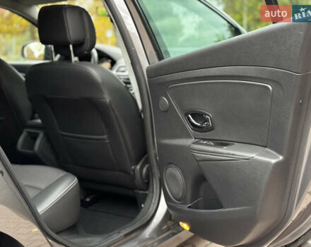 Серый Рено Меган, объемом двигателя 1.5 л и пробегом 146 тыс. км за 8890 $, фото 25 на Automoto.ua