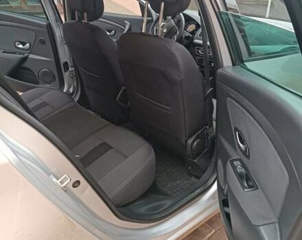 Серый Рено Меган, объемом двигателя 1.46 л и пробегом 227 тыс. км за 7200 $, фото 6 на Automoto.ua