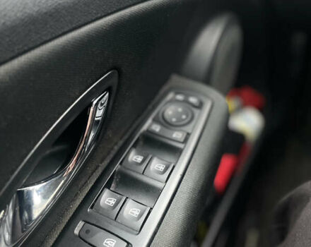 Сірий Рено Меган, об'ємом двигуна 1.5 л та пробігом 184 тис. км за 7100 $, фото 9 на Automoto.ua