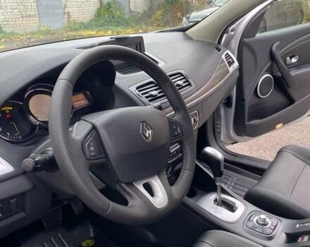 Сірий Рено Меган, об'ємом двигуна 2 л та пробігом 260 тис. км за 9899 $, фото 15 на Automoto.ua