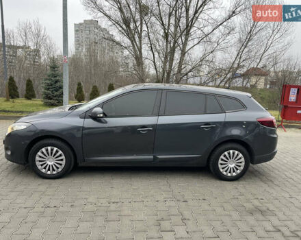 Серый Рено Меган, объемом двигателя 1.46 л и пробегом 350 тыс. км за 5850 $, фото 2 на Automoto.ua