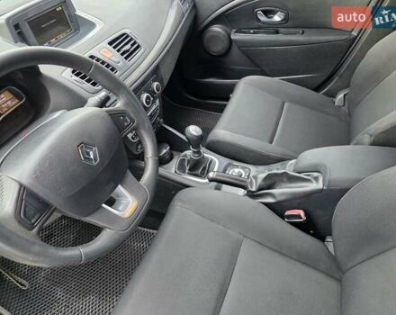 Серый Рено Меган, объемом двигателя 1.46 л и пробегом 172 тыс. км за 6999 $, фото 16 на Automoto.ua