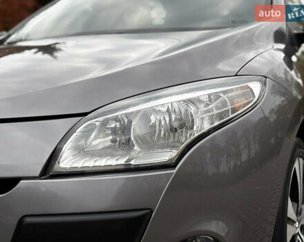 Серый Рено Меган, объемом двигателя 1.5 л и пробегом 146 тыс. км за 8890 $, фото 12 на Automoto.ua