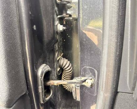 Рено Меган 2011 в Косове на Automoto.ua Серый Рено Меган, объемом двигателя 1.46 л и пробегом 254 тыс. км за 6999 $, фото 52 на Automoto.ua