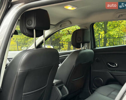 Серый Рено Меган, объемом двигателя 1.5 л и пробегом 146 тыс. км за 8890 $, фото 21 на Automoto.ua