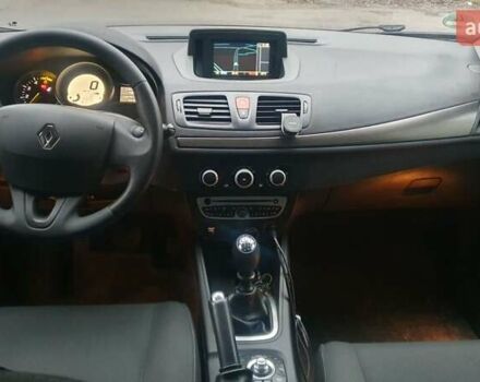 Серый Рено Меган, объемом двигателя 1.46 л и пробегом 235 тыс. км за 6980 $, фото 13 на Automoto.ua