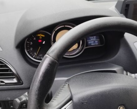 Сірий Рено Меган, об'ємом двигуна 1.5 л та пробігом 221 тис. км за 7200 $, фото 5 на Automoto.ua