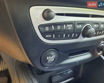 Серый Рено Меган, объемом двигателя 1.6 л и пробегом 194 тыс. км за 8100 $, фото 55 на Automoto.ua