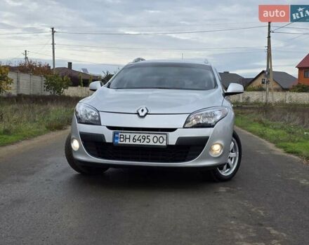 Серый Рено Меган, объемом двигателя 1.46 л и пробегом 172 тыс. км за 6999 $, фото 1 на Automoto.ua