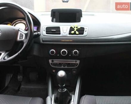 Сірий Рено Меган, об'ємом двигуна 1.5 л та пробігом 270 тис. км за 7200 $, фото 16 на Automoto.ua