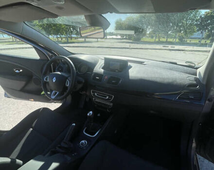 Сірий Рено Меган, об'ємом двигуна 1.5 л та пробігом 184 тис. км за 7100 $, фото 15 на Automoto.ua