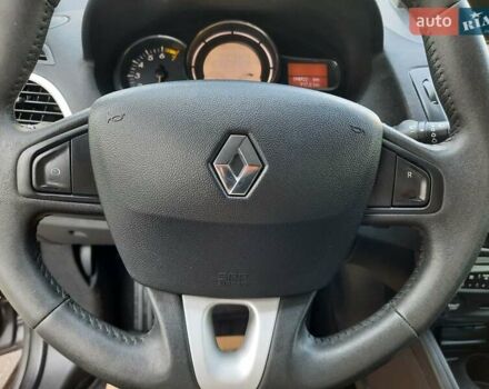 Серый Рено Меган, объемом двигателя 1.6 л и пробегом 194 тыс. км за 8100 $, фото 49 на Automoto.ua