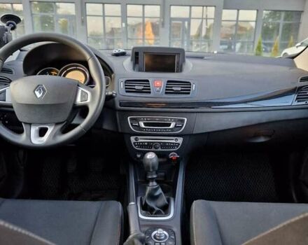 Сірий Рено Меган, об'ємом двигуна 1.5 л та пробігом 288 тис. км за 7100 $, фото 20 на Automoto.ua