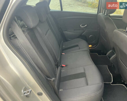 Серый Рено Меган, объемом двигателя 1.46 л и пробегом 274 тыс. км за 6300 $, фото 43 на Automoto.ua