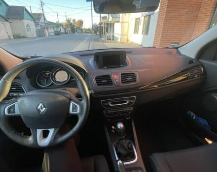 Серый Рено Меган, объемом двигателя 1.5 л и пробегом 183 тыс. км за 7200 $, фото 1 на Automoto.ua