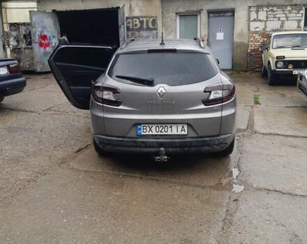Серый Рено Меган, объемом двигателя 1.46 л и пробегом 300 тыс. км за 7499 $, фото 3 на Automoto.ua