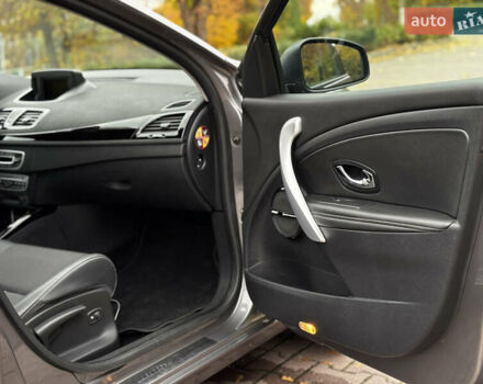 Серый Рено Меган, объемом двигателя 1.5 л и пробегом 146 тыс. км за 8890 $, фото 28 на Automoto.ua