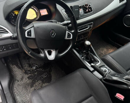 Серый Рено Меган, объемом двигателя 1.9 л и пробегом 213 тыс. км за 7700 $, фото 27 на Automoto.ua