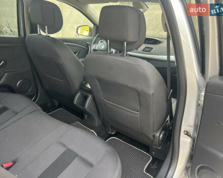 Серый Рено Меган, объемом двигателя 1.46 л и пробегом 274 тыс. км за 6300 $, фото 41 на Automoto.ua