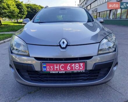 Серый Рено Меган, объемом двигателя 1.6 л и пробегом 194 тыс. км за 8100 $, фото 23 на Automoto.ua