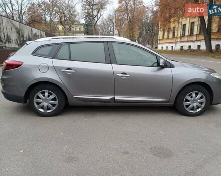 Серый Рено Меган, объемом двигателя 1.5 л и пробегом 285 тыс. км за 7000 $, фото 5 на Automoto.ua