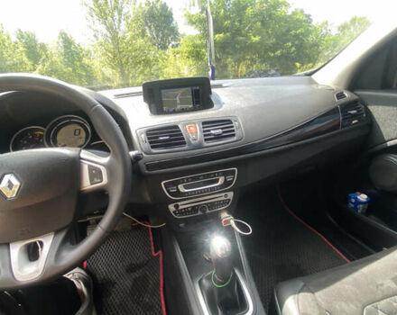 Серый Рено Меган, объемом двигателя 1.46 л и пробегом 294 тыс. км за 8250 $, фото 2 на Automoto.ua