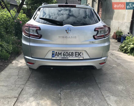 Рено Меган 2011 в Любаре на Automoto.ua Серый Рено Меган, объемом двигателя 1.46 л и пробегом 308 тыс. км за 6800 $, фото 16 на Automoto.ua