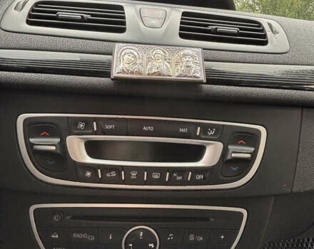 Рено Меган 2011 у Мироновке на Automoto.ua Сірий Рено Меган, об'ємом двигуна 1.46 л та пробігом 316 тис. км за 6600 $, фото 10 на Automoto.ua