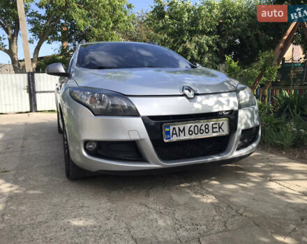 Рено Меган 2011 в Любаре на Automoto.ua Серый Рено Меган, объемом двигателя 1.46 л и пробегом 308 тыс. км за 6800 $, фото 6 на Automoto.ua