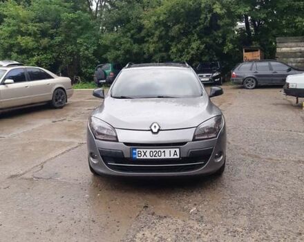 Серый Рено Меган, объемом двигателя 1.46 л и пробегом 300 тыс. км за 7499 $, фото 4 на Automoto.ua