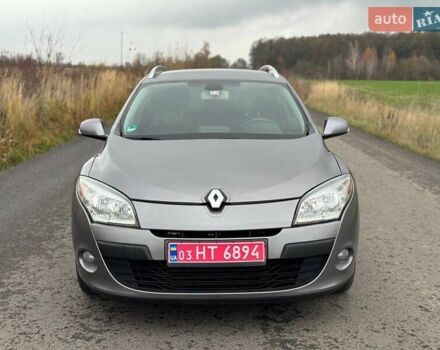 Сірий Рено Меган, об'ємом двигуна 1.46 л та пробігом 270 тис. км за 7800 $, фото 1 на Automoto.ua