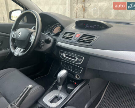 Серый Рено Меган, объемом двигателя 1.46 л и пробегом 274 тыс. км за 6300 $, фото 35 на Automoto.ua