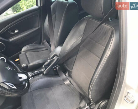 Рено Меган 2011 в Любаре на Automoto.ua Серый Рено Меган, объемом двигателя 1.46 л и пробегом 308 тыс. км за 6800 $, фото 28 на Automoto.ua