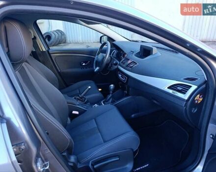 Серый Рено Меган, объемом двигателя 1.4 л и пробегом 215 тыс. км за 5850 $, фото 10 на Automoto.ua