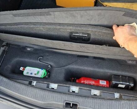 Сірий Рено Меган, об'ємом двигуна 1.5 л та пробігом 288 тис. км за 7100 $, фото 30 на Automoto.ua