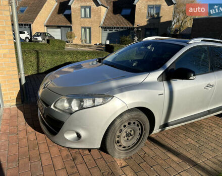 Сірий Рено Меган, об'ємом двигуна 1.5 л та пробігом 257 тис. км за 8500 $, фото 1 на Automoto.ua