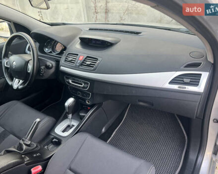 Серый Рено Меган, объемом двигателя 1.46 л и пробегом 274 тыс. км за 6300 $, фото 34 на Automoto.ua