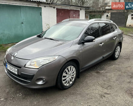 Сірий Рено Меган, об'ємом двигуна 1.46 л та пробігом 237 тис. км за 6550 $, фото 4 на Automoto.ua