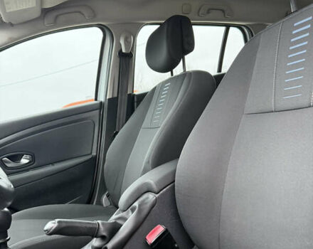 Сірий Рено Меган, об'ємом двигуна 1.6 л та пробігом 182 тис. км за 6699 $, фото 24 на Automoto.ua