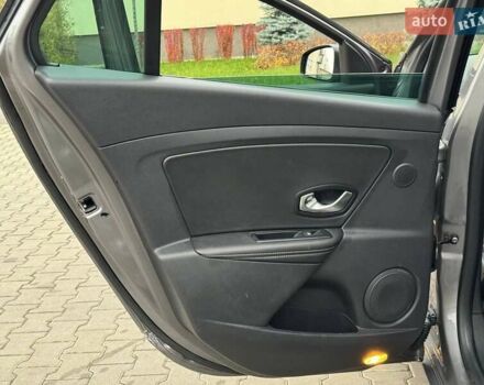 Сірий Рено Меган, об'ємом двигуна 1.4 л та пробігом 216 тис. км за 6500 $, фото 45 на Automoto.ua