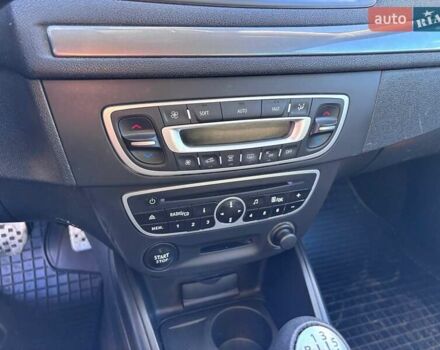 Серый Рено Меган, объемом двигателя 1.5 л и пробегом 249 тыс. км за 9400 $, фото 26 на Automoto.ua