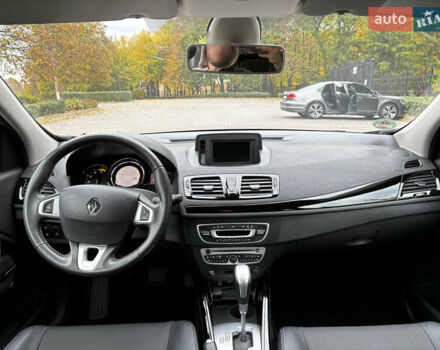 Серый Рено Меган, объемом двигателя 1.5 л и пробегом 146 тыс. км за 8890 $, фото 23 на Automoto.ua