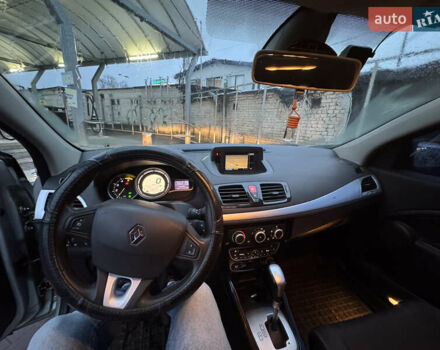 Серый Рено Меган, объемом двигателя 1.5 л и пробегом 208 тыс. км за 6300 $, фото 10 на Automoto.ua
