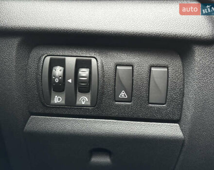 Серый Рено Меган, объемом двигателя 1.5 л и пробегом 146 тыс. км за 8890 $, фото 42 на Automoto.ua