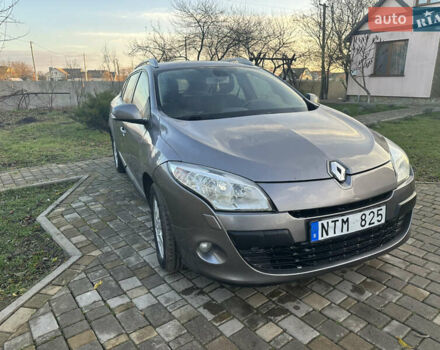 Сірий Рено Меган, об'ємом двигуна 1.6 л та пробігом 170 тис. км за 7290 $, фото 1 на Automoto.ua