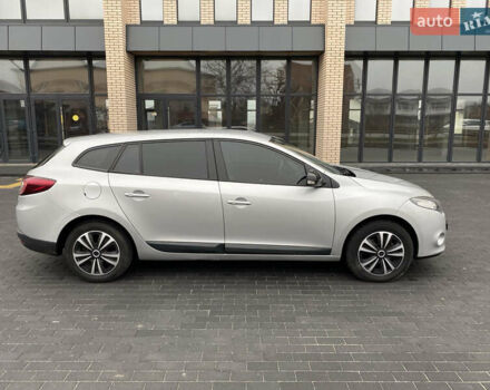 Сірий Рено Меган, об'ємом двигуна 1.46 л та пробігом 239 тис. км за 6600 $, фото 2 на Automoto.ua