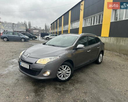 Сірий Рено Меган, об'ємом двигуна 1.87 л та пробігом 200 тис. км за 7700 $, фото 3 на Automoto.ua